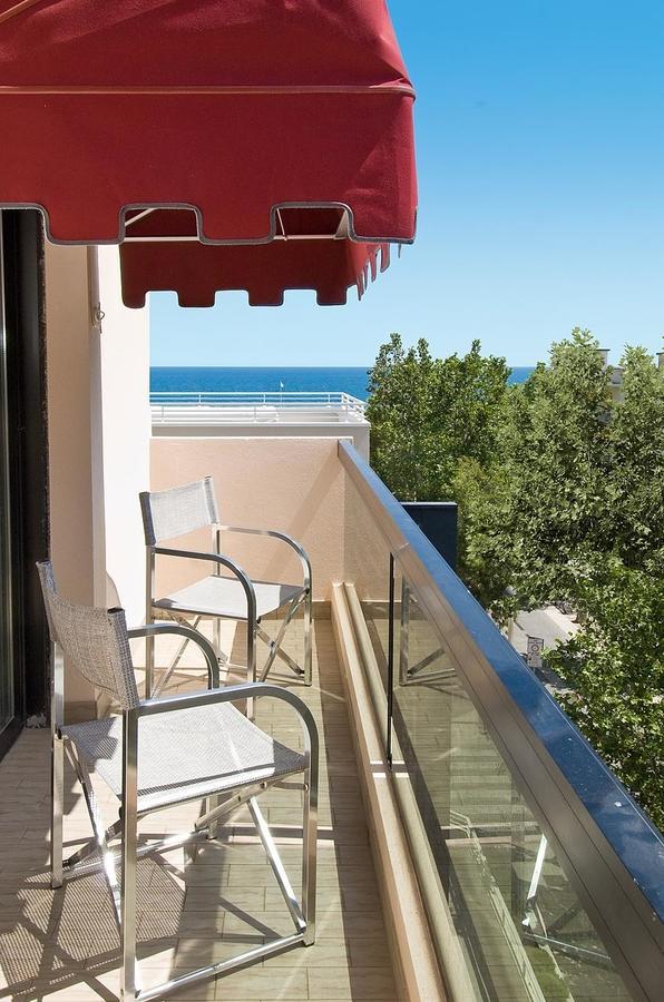 Hotel Novella Misano Adriatico Kültér fotó
