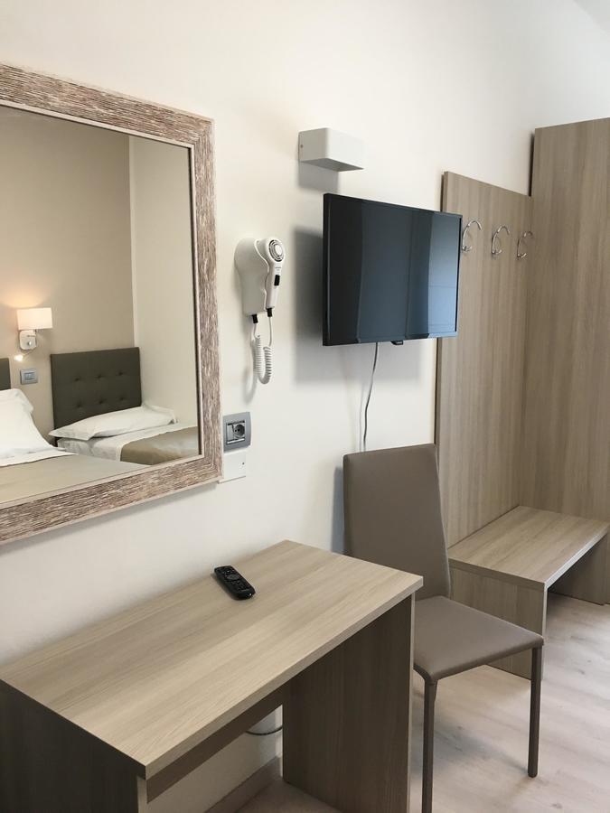 Hotel Novella Misano Adriatico Kültér fotó